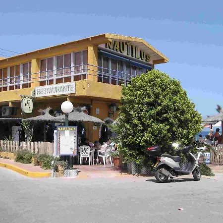 Oasis Beach Ix Apartamento *